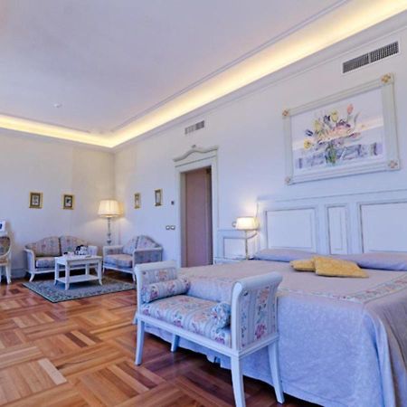 Hotel De Paris Sanremo Luaran gambar