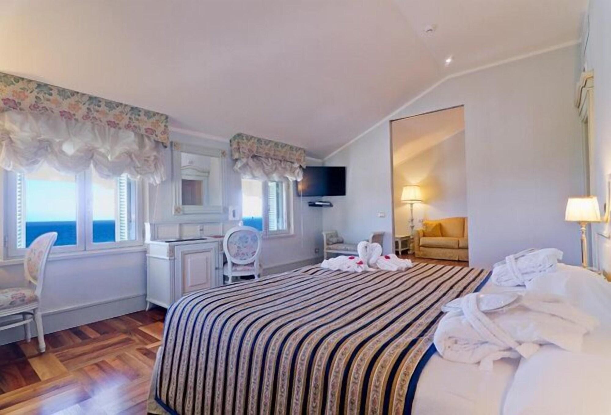 Hotel De Paris Sanremo Luaran gambar