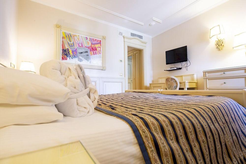 Hotel De Paris Sanremo Luaran gambar